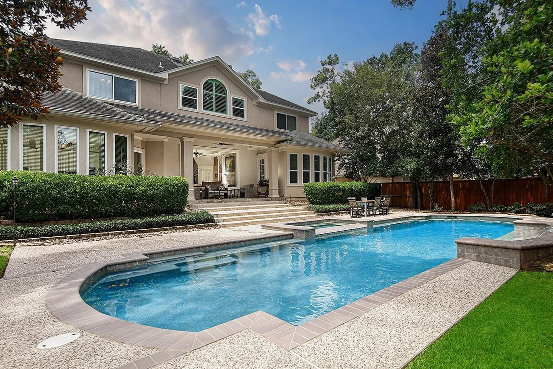 Photo of 10 Snow Pond Place