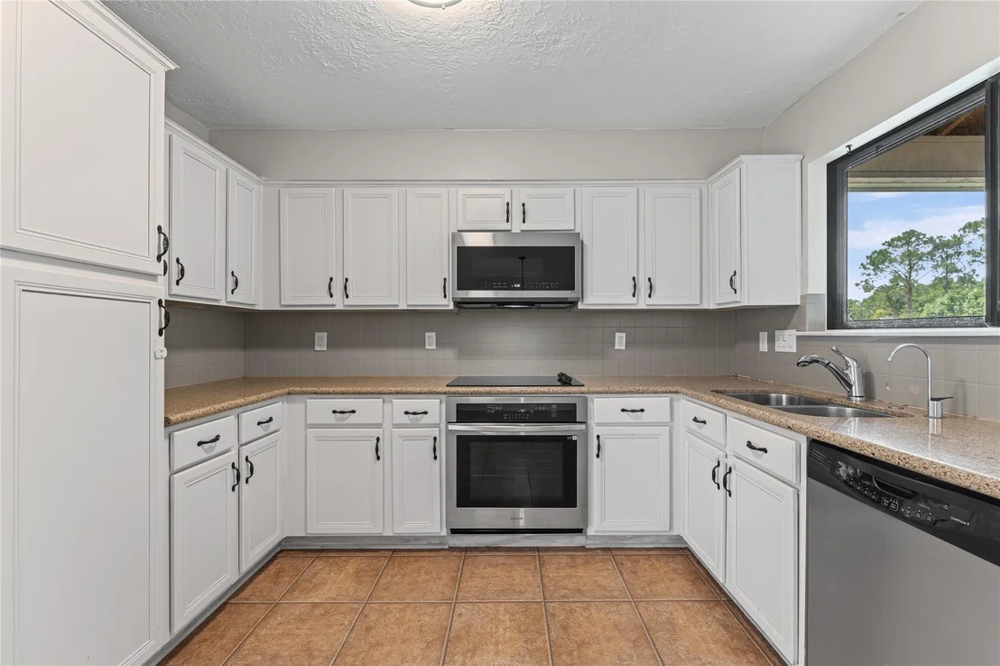 Photo of 15819 Maple Manor Drive