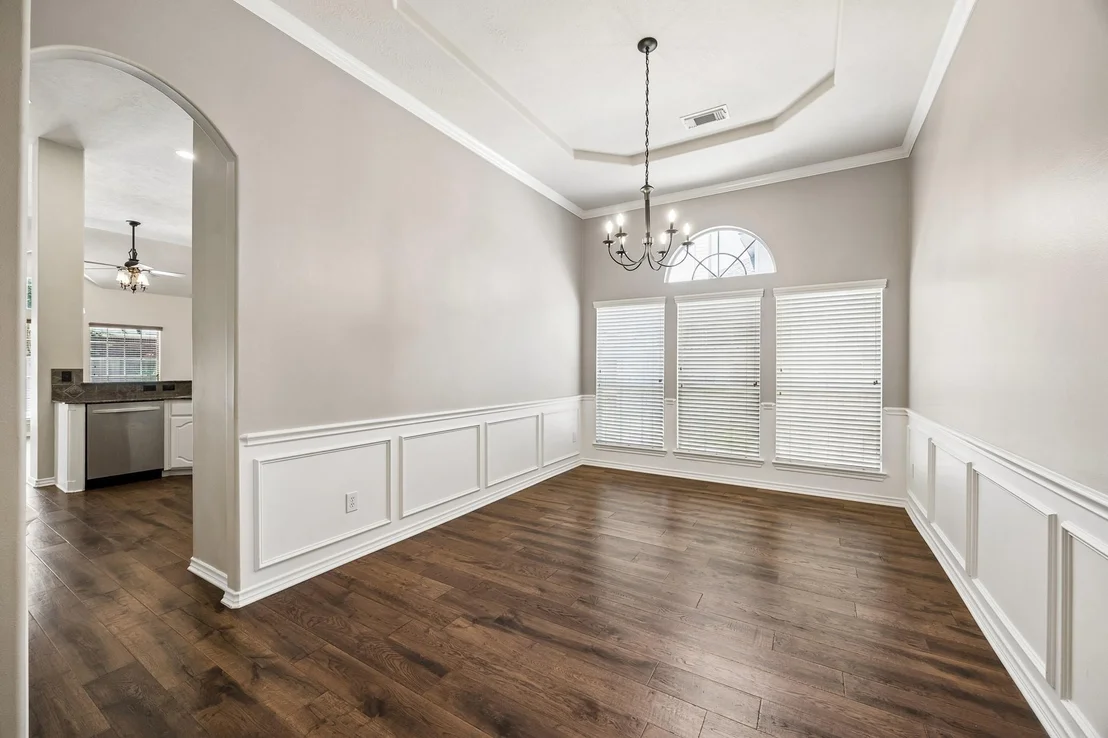 Photo of 1007 Longdraw Drive