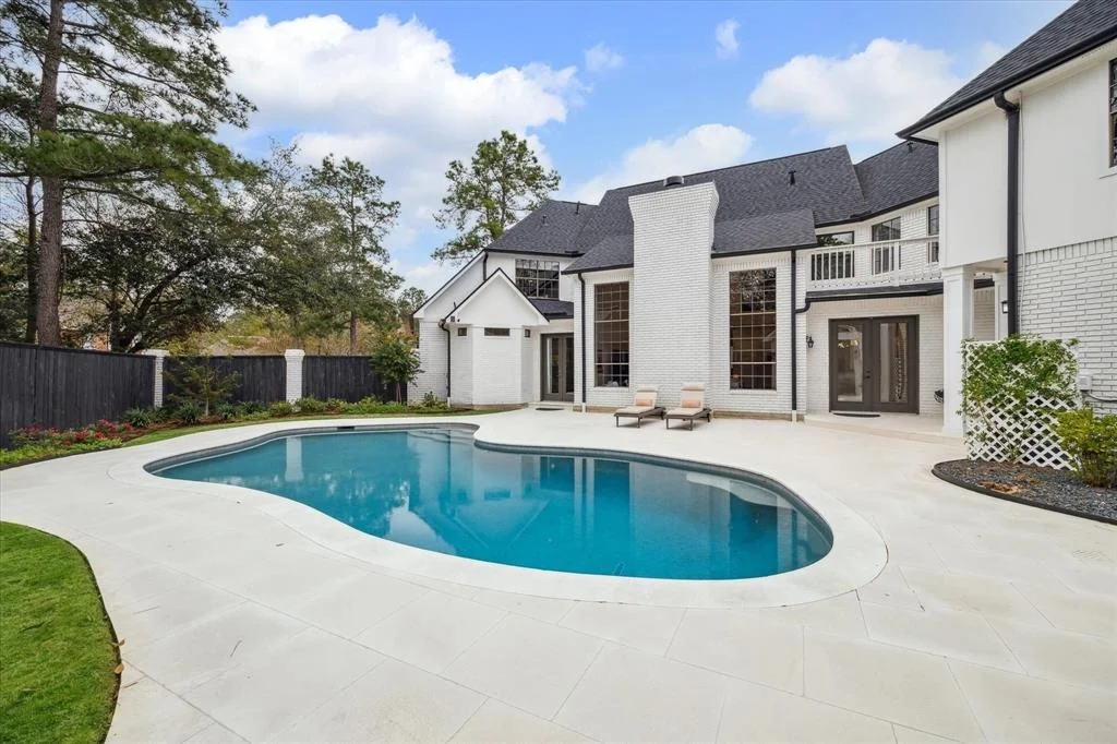 Photo of 9 S Brokenfern Drive