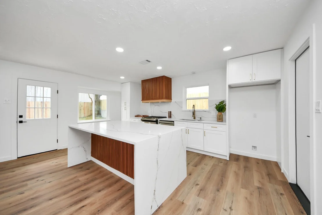 Photo of 717 Phyllis Court