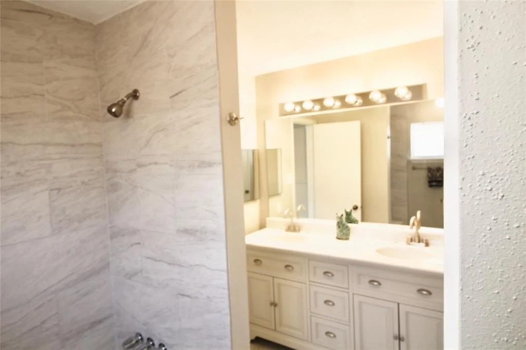 Photo of 21207 Waymare Lane
