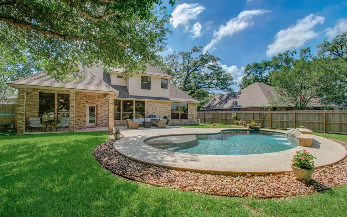Photo of 805 Enchanted Oaks Drive