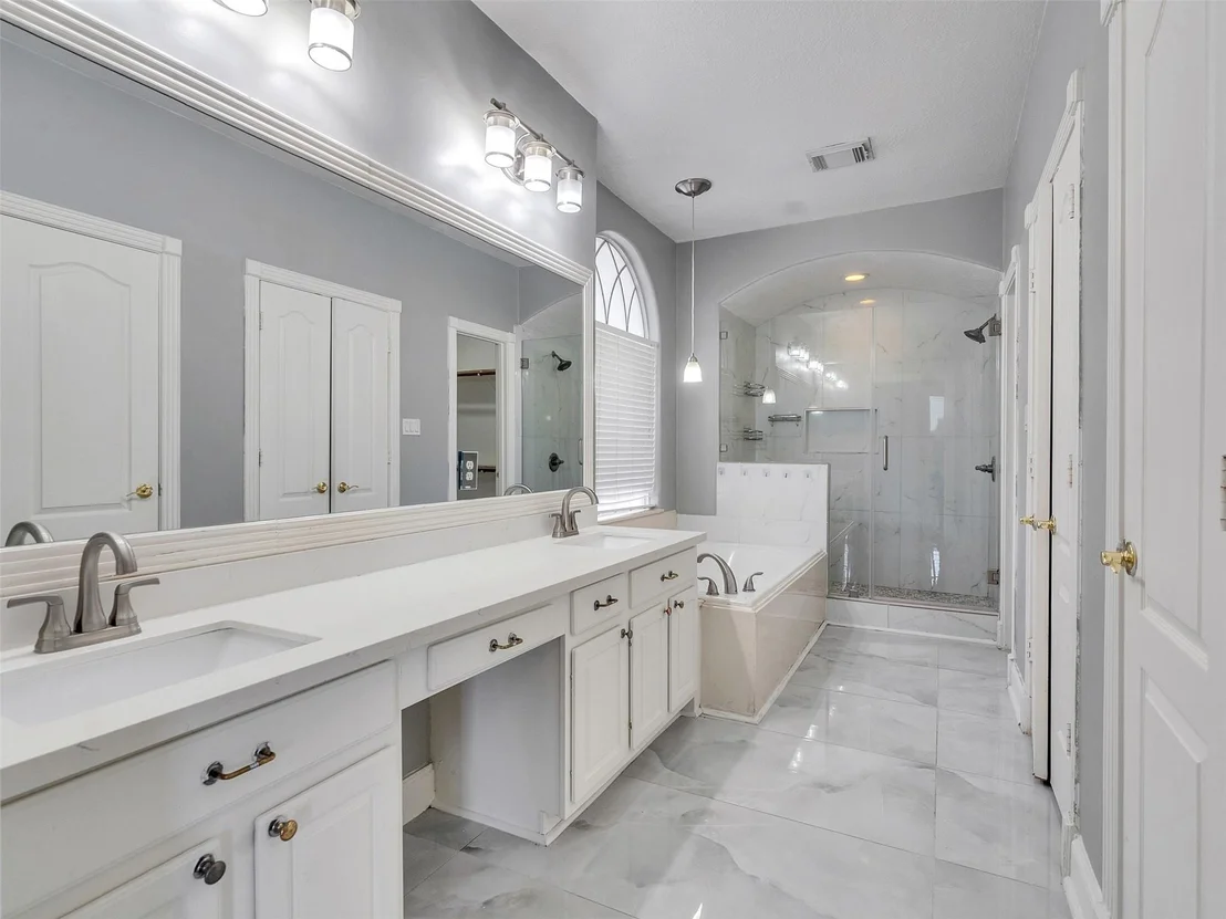 Photo of 12403 Millvan Drive