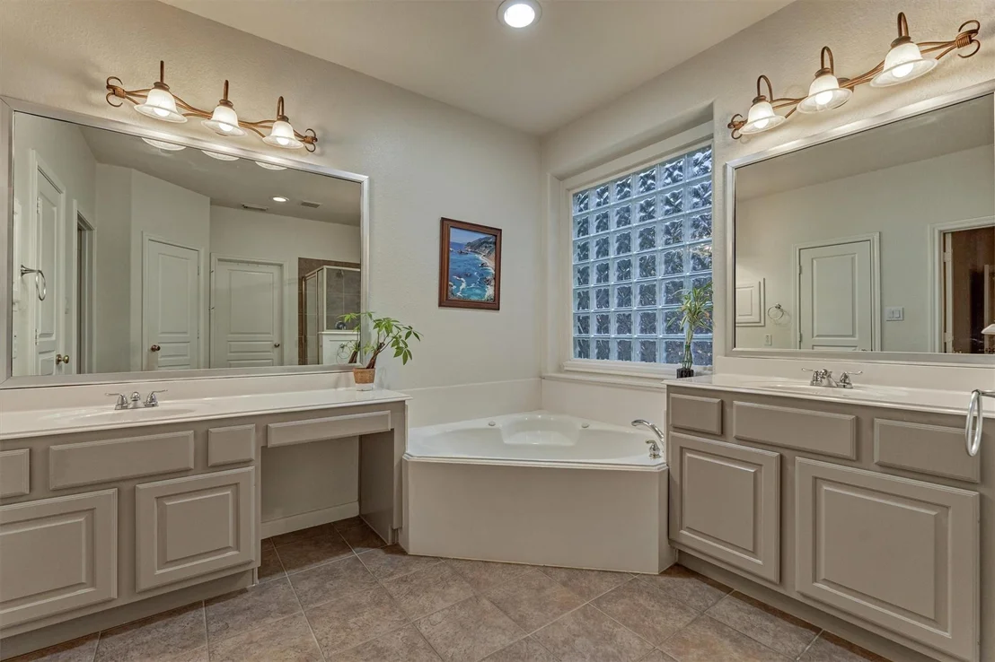 Photo of 58 W Shale Creek Circle
