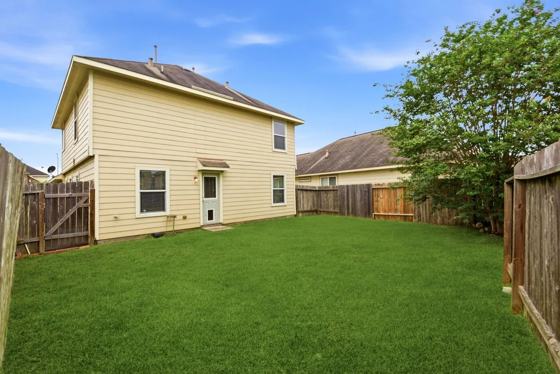 Photo of 12563 Chiswick Road