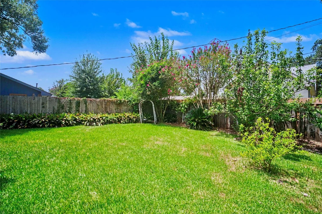 Photo of 1919 Stebbins Drive