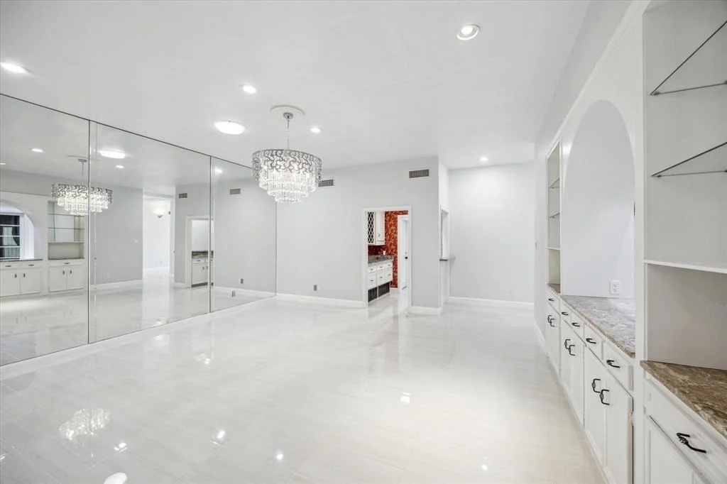Photo of 250 Gessner Road