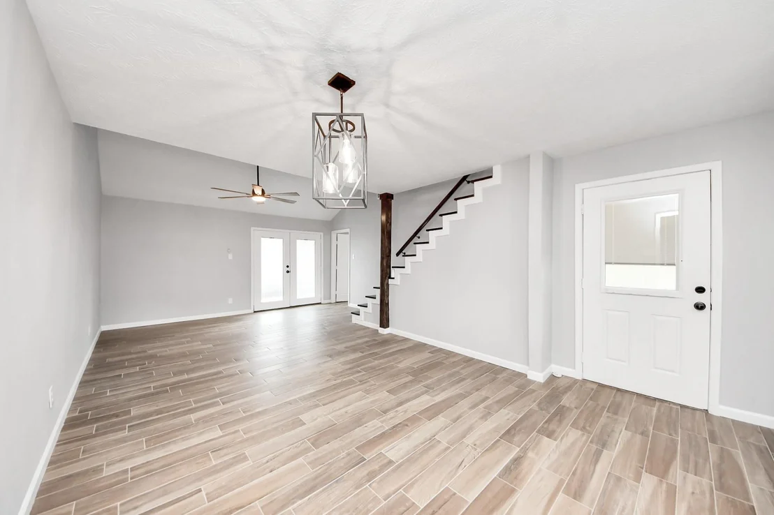 Photo of 916 Woods Drive