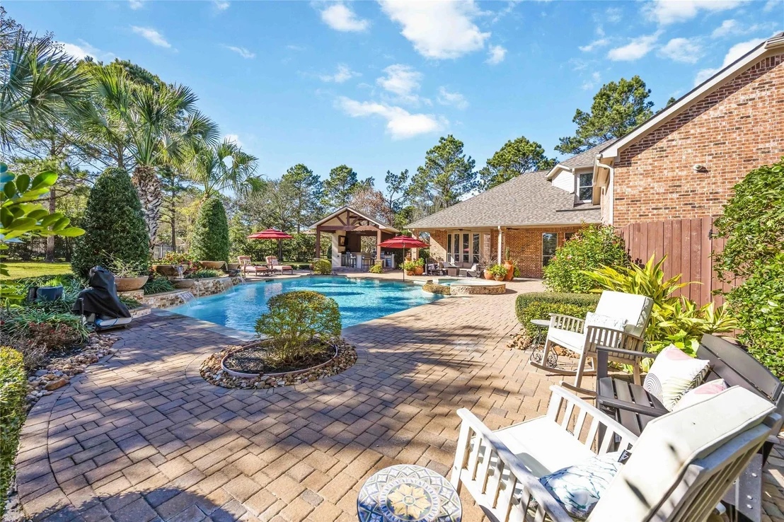 Photo of 27 Highclere Park Drive
