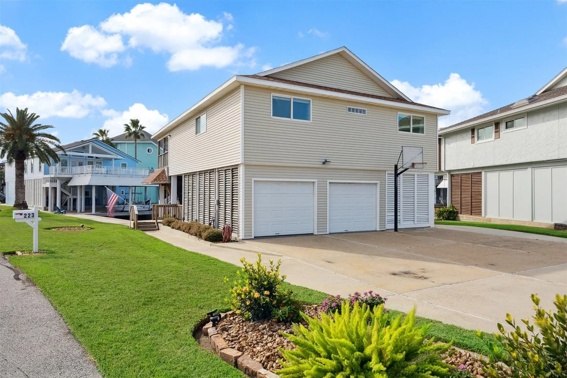 Photo of 223 Easterly Drive