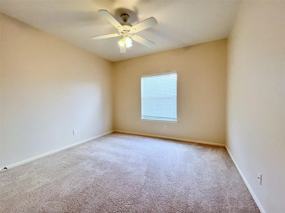 Photo of 4723 Silverlake Drive
