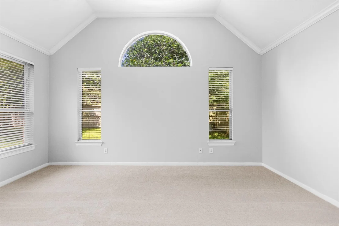 Photo of 24923 Pikecrest Drive