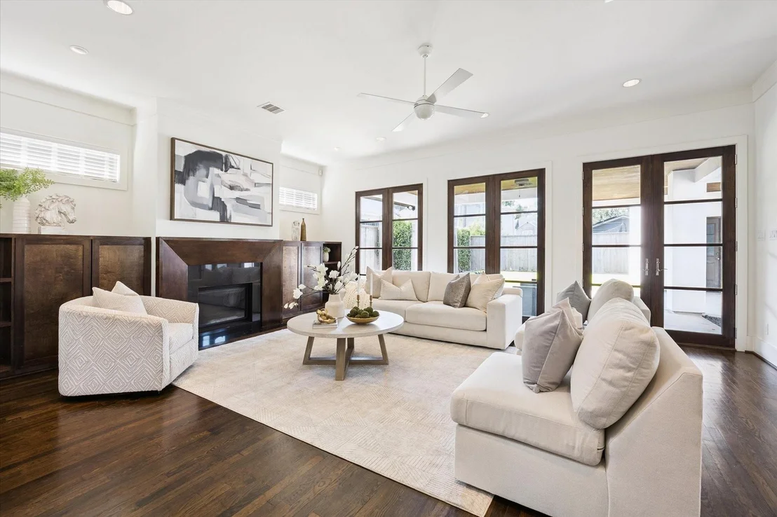 Photo of 1901 Gardenia Drive