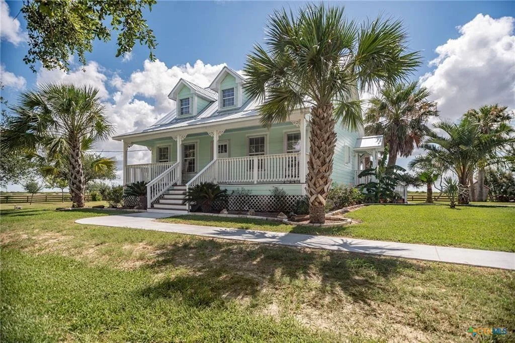 Photo of 24135 State Highway 172