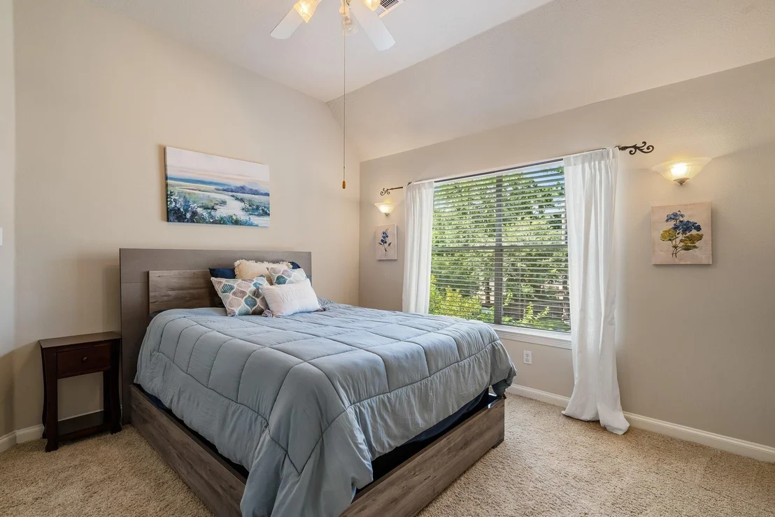 Photo of 162 N Taylor Point Drive