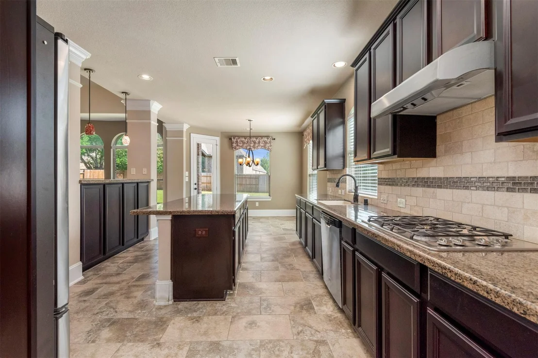 Photo of 1715 Laremont Bend Drive