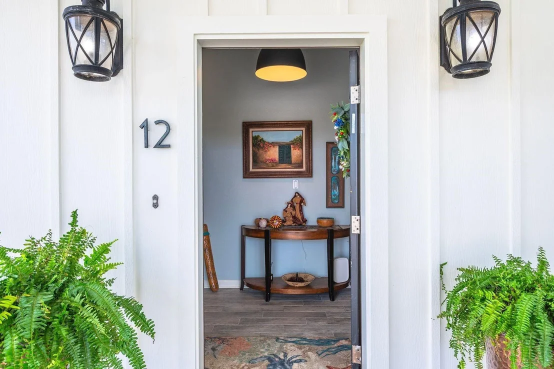 Photo of 12 Tiki Circle