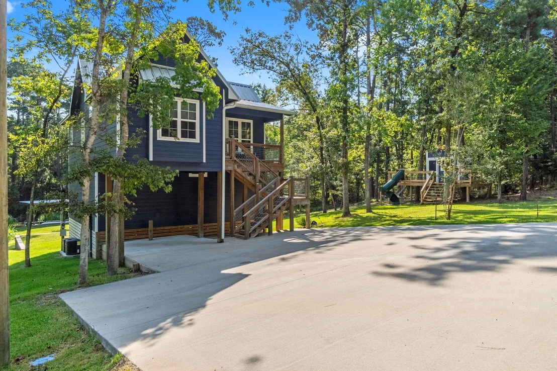 Photo of 40 Lower Cove Drive