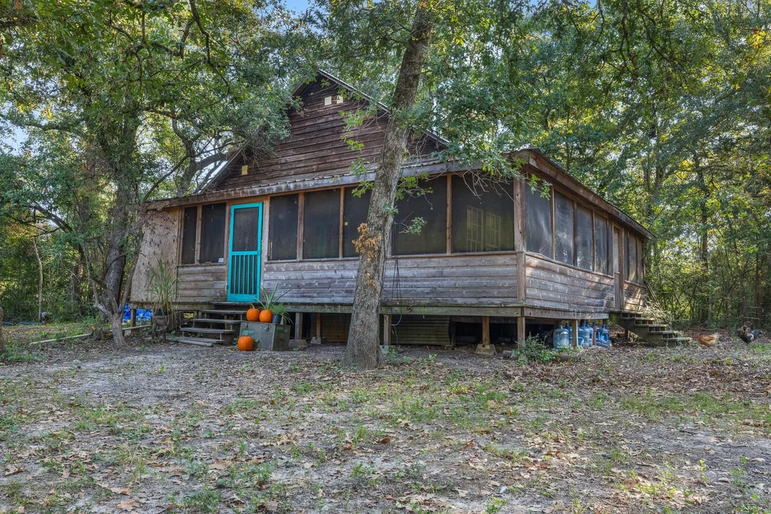 Photo of 1301 Private Road 3591