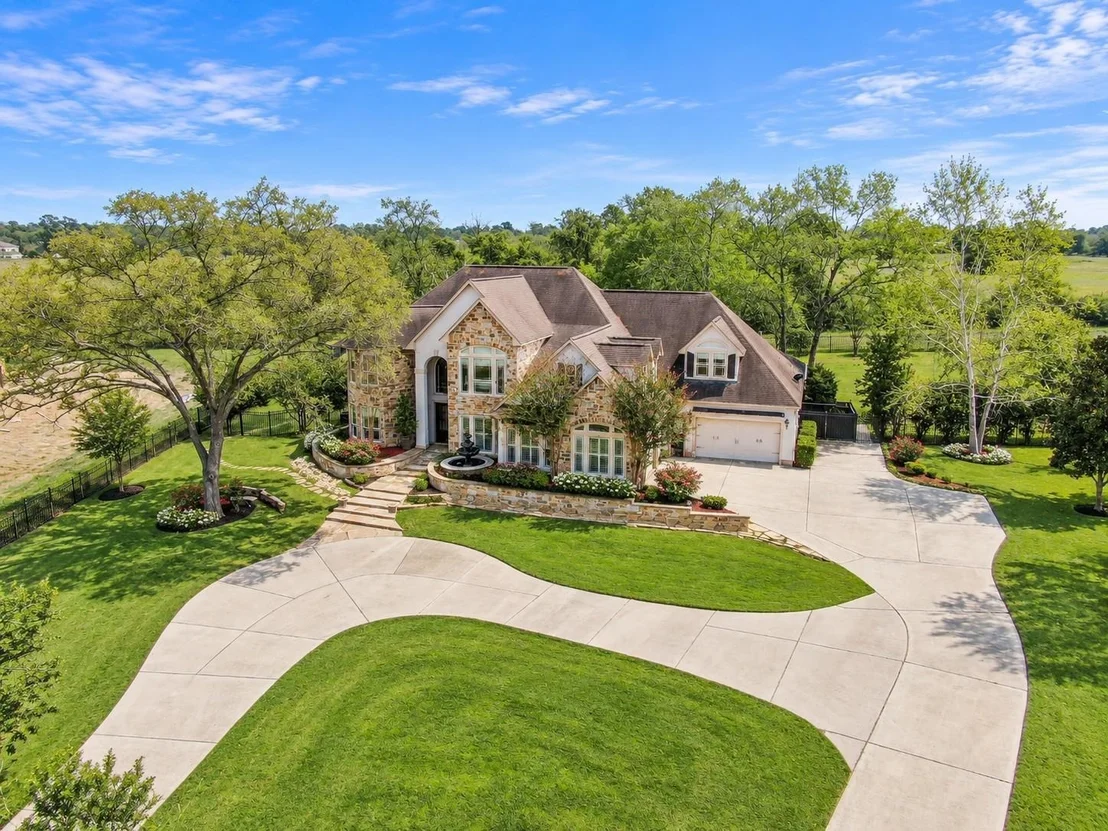 Photo of 50 Lake Estates Drive