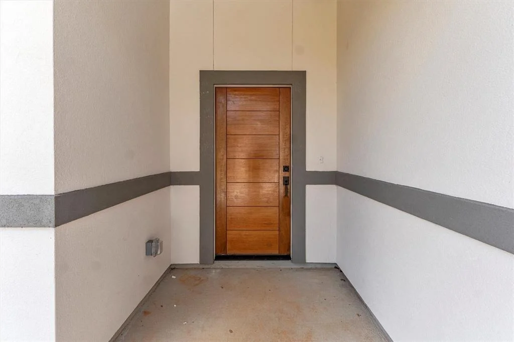 Photo of 1005 Lake View Drive