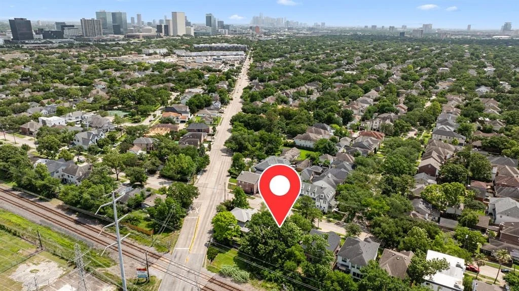 Photo of 5908 Community Drive