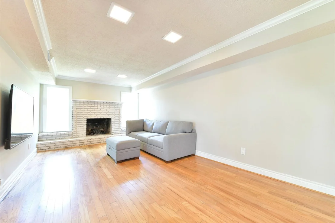 Photo of 4406 Benning Drive