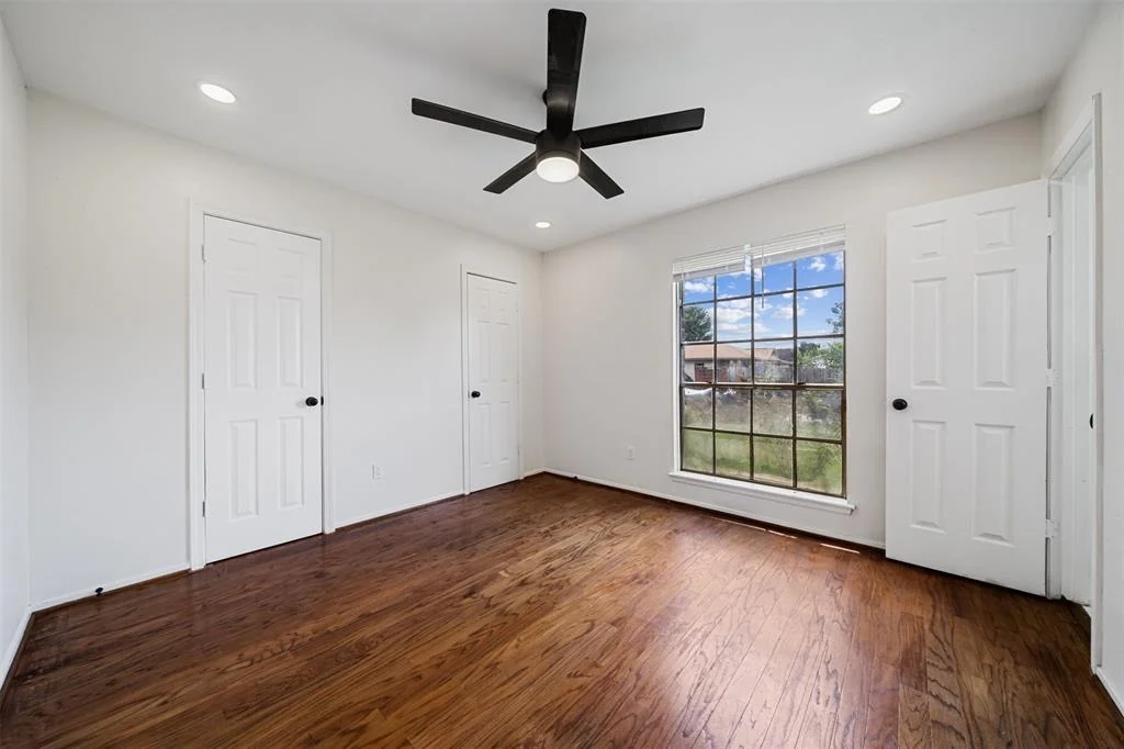 Photo of 15027 Bathurst Drive