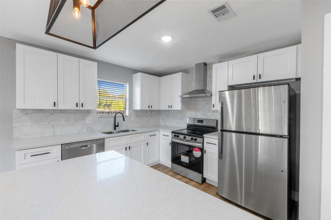 Photo of 6502 Trail Valley Way
