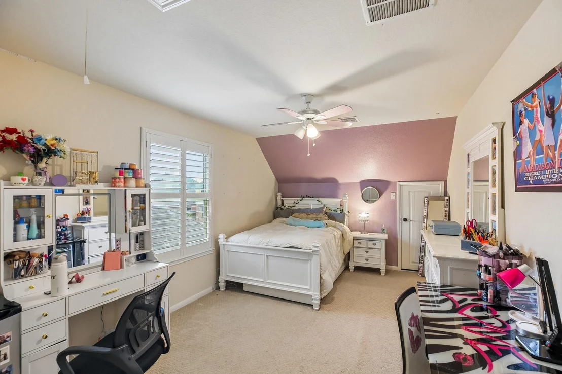 Photo of 4220 Walnut Bend Drive