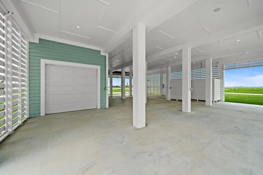 Photo of 1607 Bay Pointe Drive