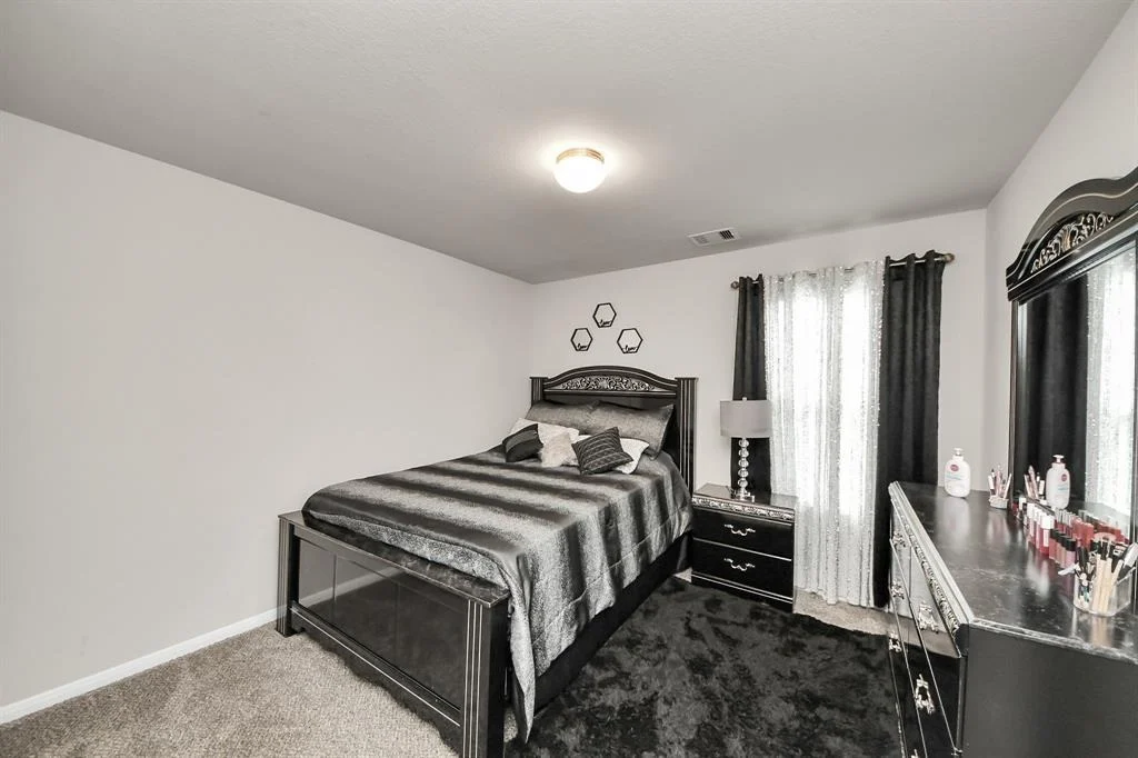 Photo of 2918 Silverhorn Lane