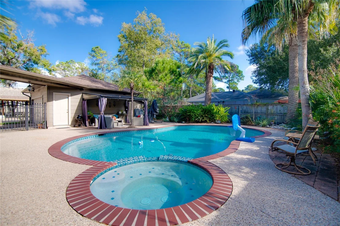 Photo of 614 Olde Oaks Drive