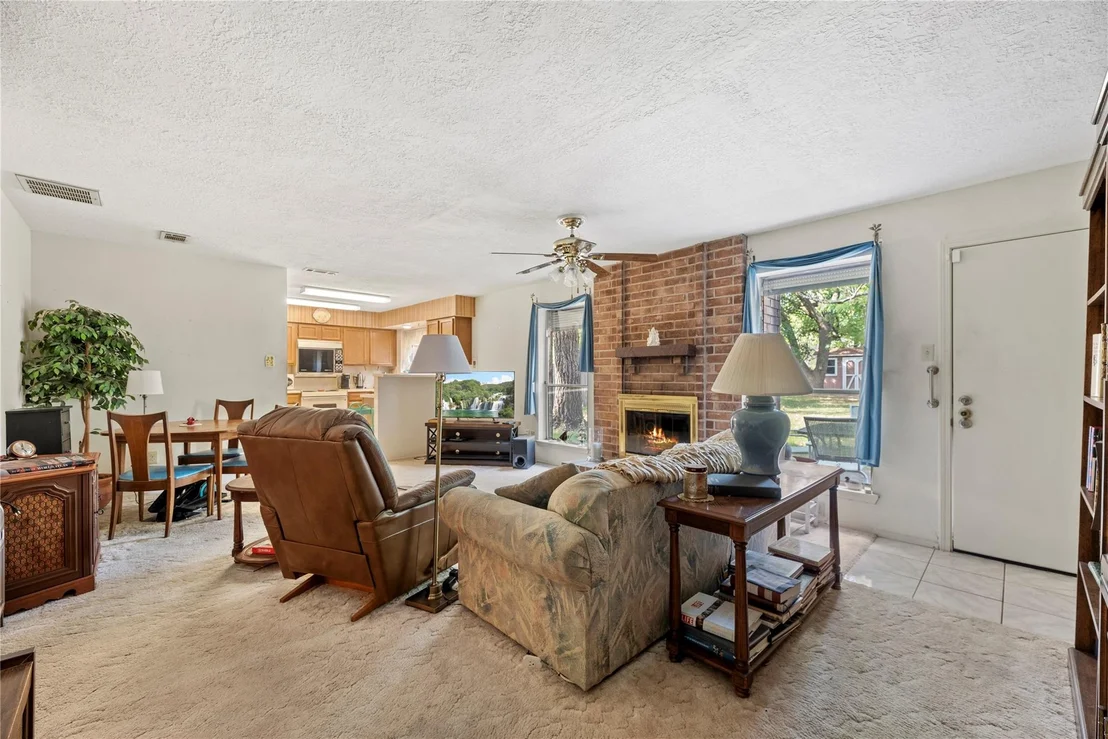 Photo of 10710 Fallbrook Drive