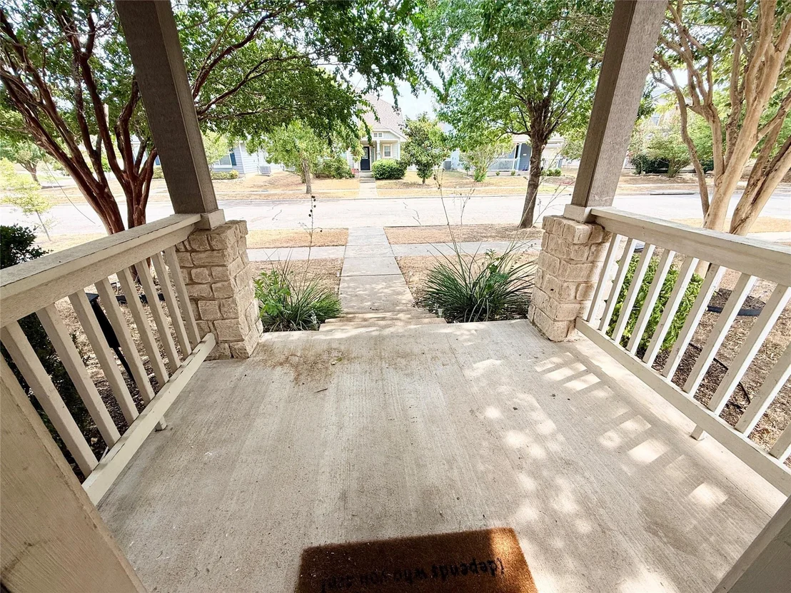 Photo of 504 Rolling Oak Drive