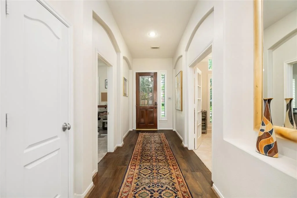 Photo of 20011 Forest Drive
