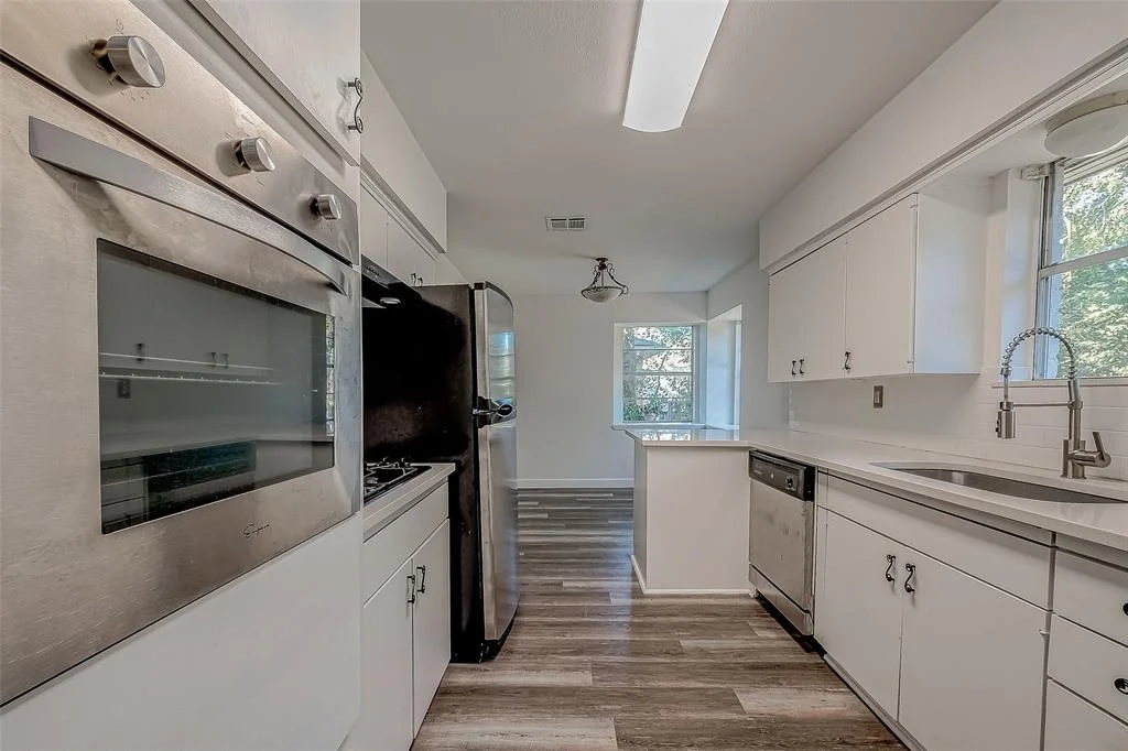 Photo of 5914 Dawnridge Drive