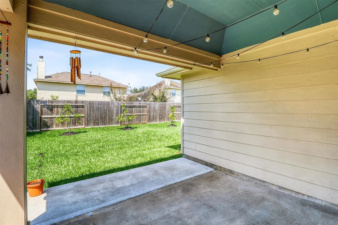Photo of 6015 Wildbriar Lane