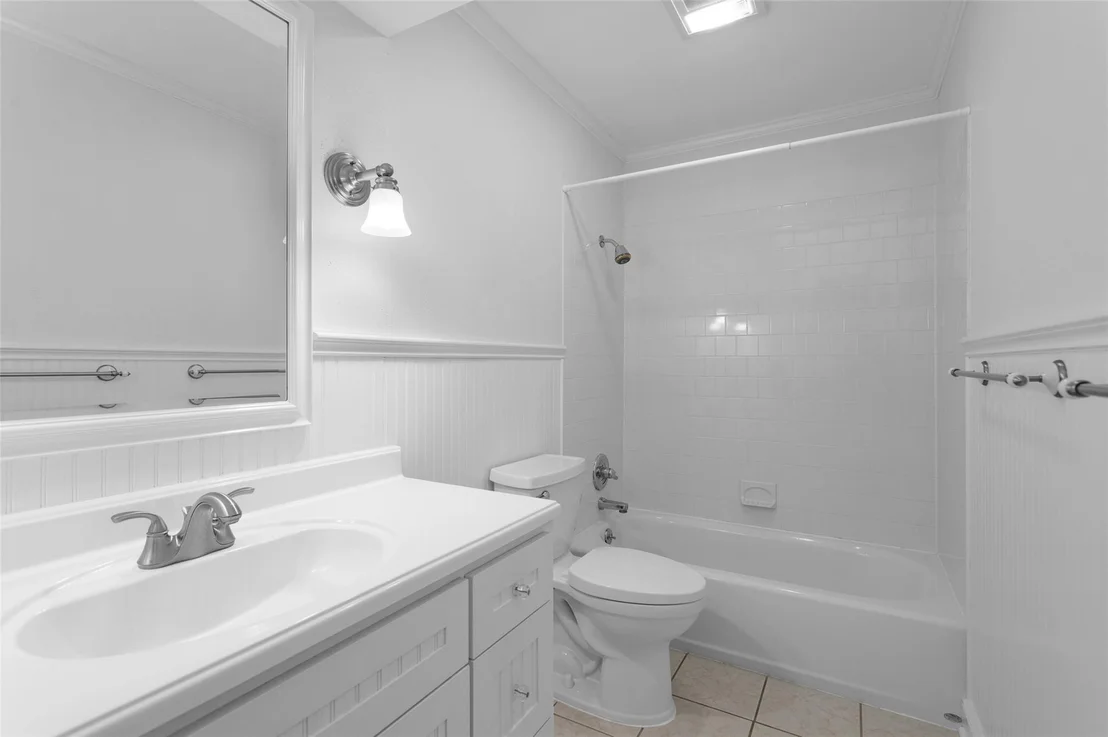 Photo of 227 Crest Hill Drive