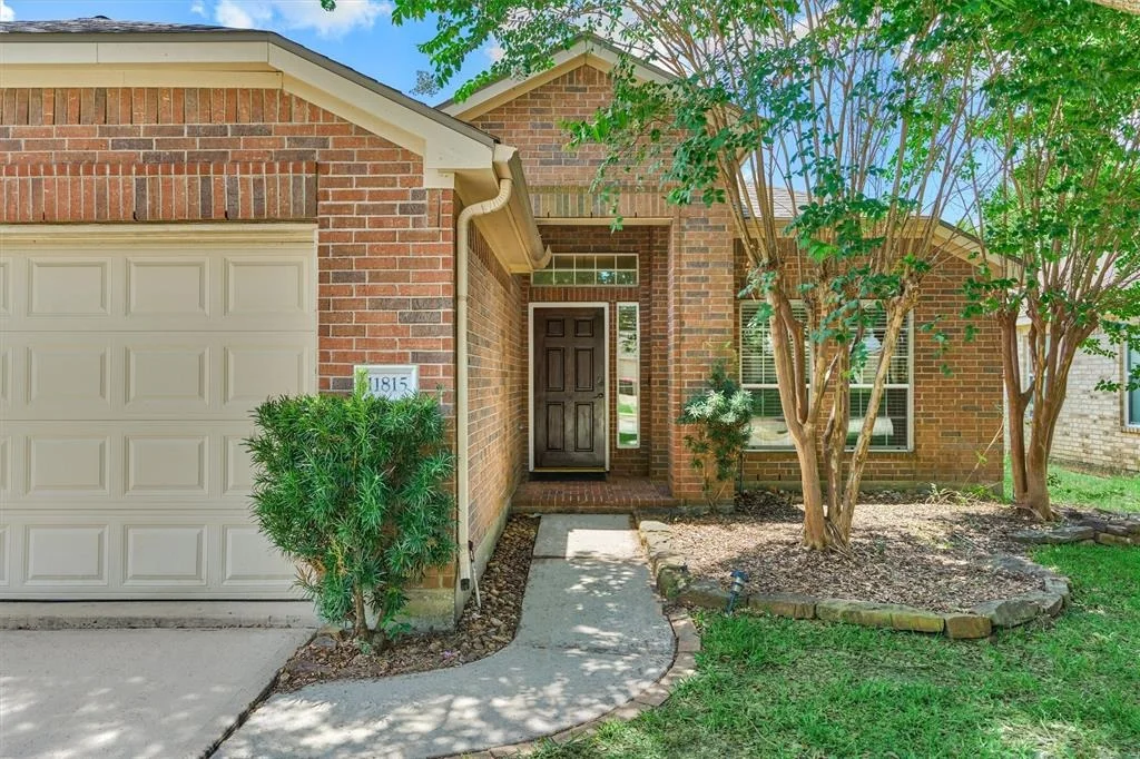 Photo of 11815 Canyon Falls Drive