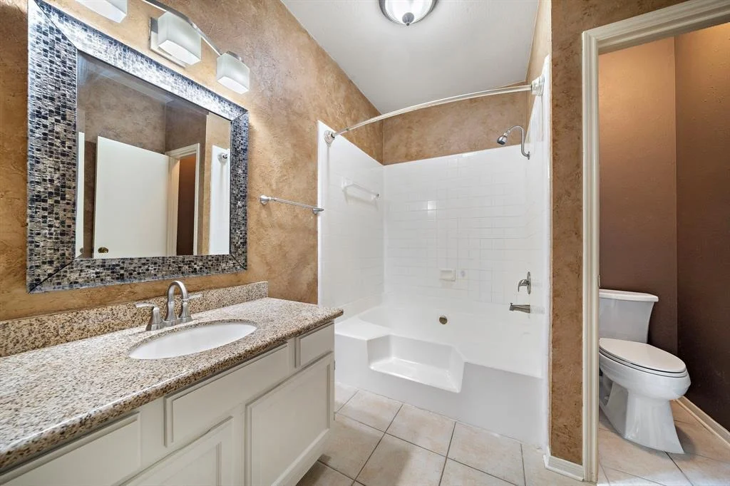 Photo of Unit 207 at 3780 Tanglewilde Street