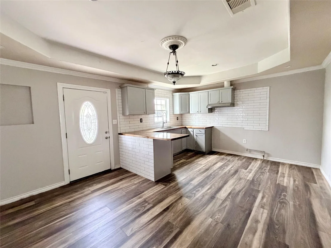 Photo of 12906 Gladden Drive