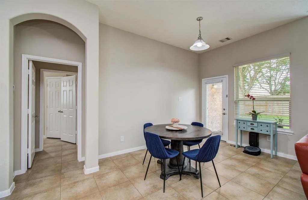 Photo of 6807 Delander Way