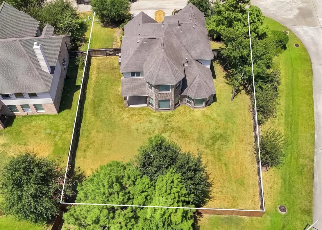 Photo of 3396 Wooded Lane