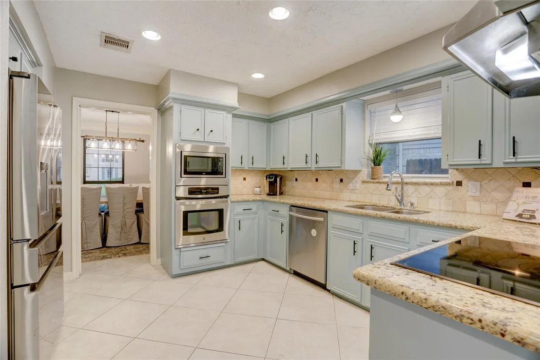 Photo of 602 Windsor Glen Drive
