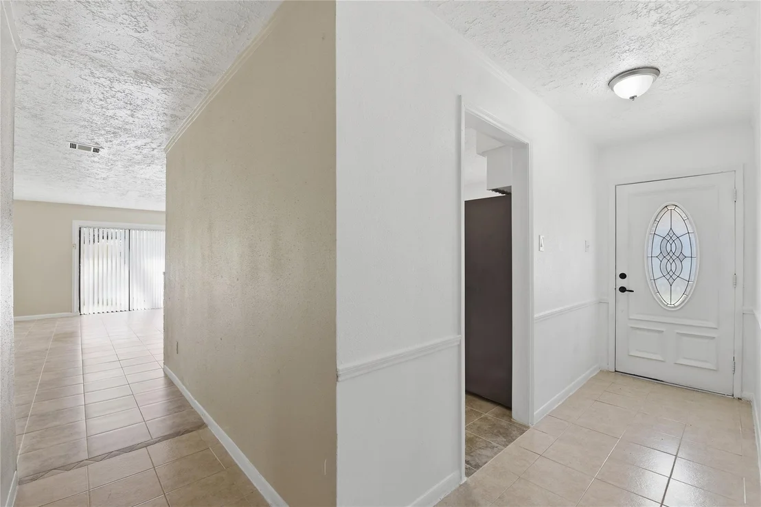 Photo of 9211 Benning Drive