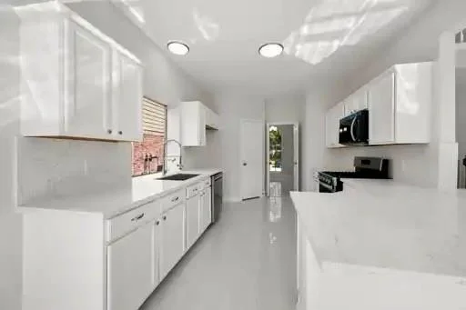 Photo of 17915 Scrub Oak Drive