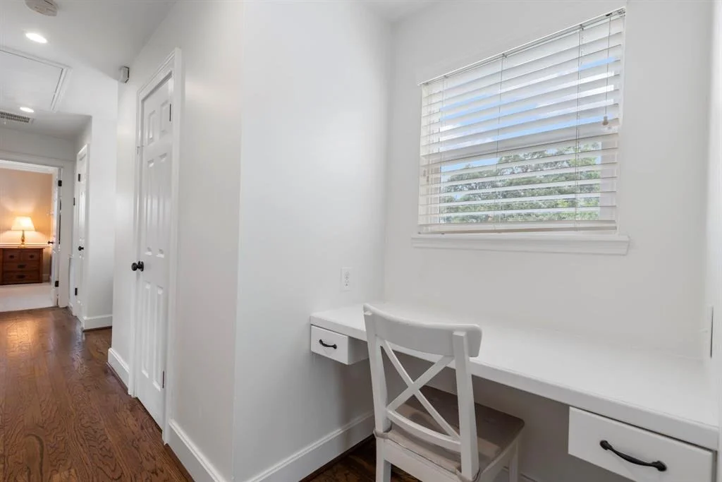 Photo of 4907 Twin Candle Drive