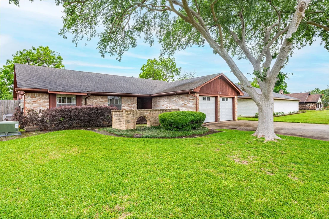 Photo of 10223 Kirkglen Drive